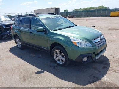 SUBARU OUTBACK 2013