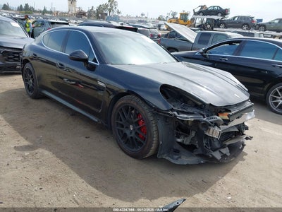 PORSCHE PANAMERA 2010