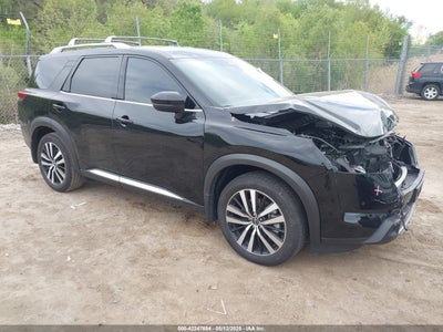 NISSAN PATHFINDER 2024