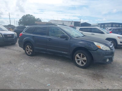 SUBARU OUTBACK 2013