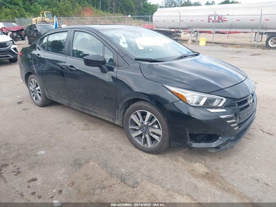 NISSAN VERSA 2023