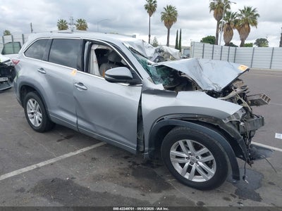 TOYOTA HIGHLANDER 2015