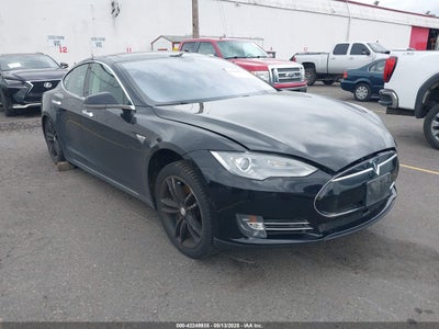 TESLA MODEL S 2014