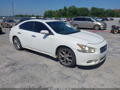 NISSAN MAXIMA 2011
