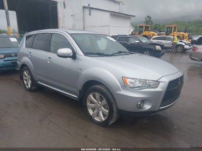 MITSUBISHI OUTLANDER 2011