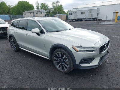 VOLVO V60 CROSS COUNTRY 2020