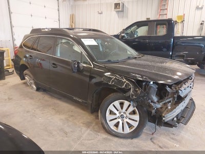SUBARU OUTBACK 2019