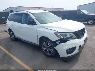 NISSAN PATHFINDER 2017