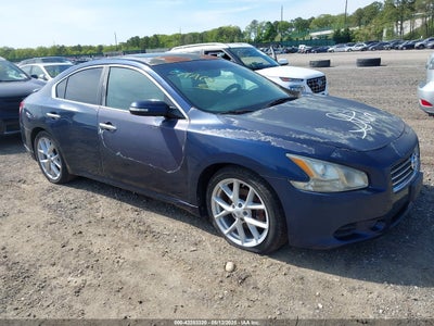 NISSAN MAXIMA 2009