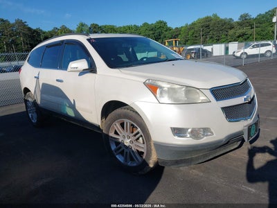 CHEVROLET TRAVERSE 2011
