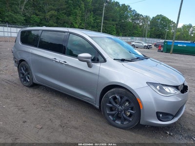 CHRYSLER PACIFICA 2019