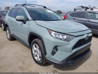 TOYOTA RAV4 2021