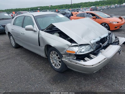 LINCOLN TOWN CAR 2006