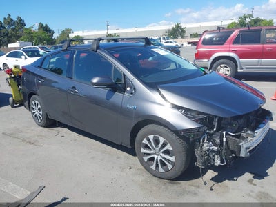 TOYOTA PRIUS PRIME 2020