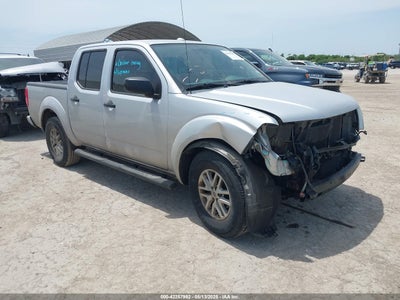 NISSAN FRONTIER 2015