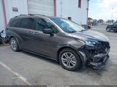 TOYOTA SIENNA 2022