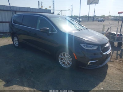 CHRYSLER PACIFICA 2023