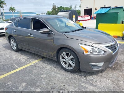 NISSAN ALTIMA 2015