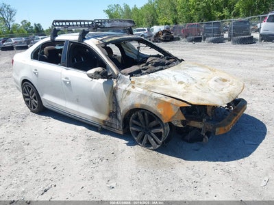 VOLKSWAGEN JETTA 2014