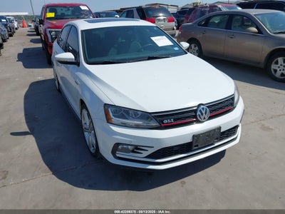 VOLKSWAGEN JETTA 2017