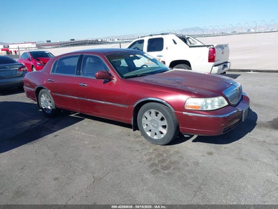 LINCOLN TOWN CAR 2003