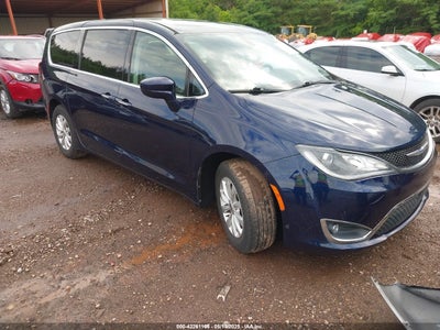 CHRYSLER PACIFICA 2018
