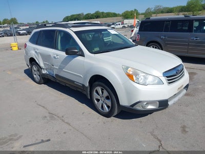 SUBARU OUTBACK 2012