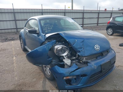 VOLKSWAGEN BEETLE 2017