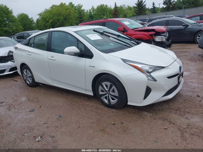 TOYOTA PRIUS 2017
