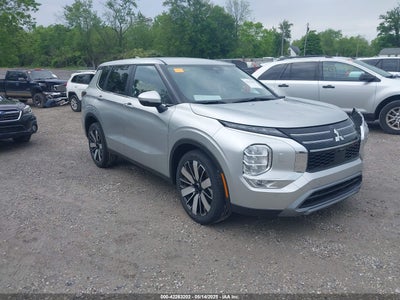 Mitsubishi Outlander 2025