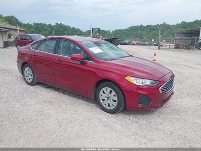 FORD FUSION 2019