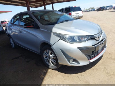 TOYOTA YARIS 2019