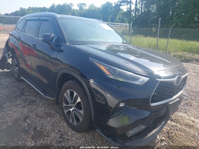 TOYOTA HIGHLANDER 2021