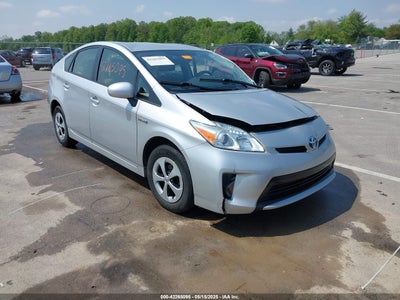 TOYOTA PRIUS 2014
