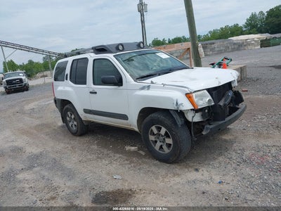 NISSAN XTERRA 2012