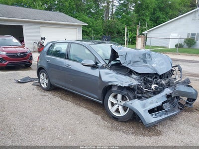 VOLKSWAGEN GOLF 2017