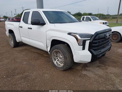 TOYOTA TUNDRA 2025