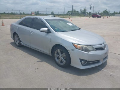 TOYOTA CAMRY 2014