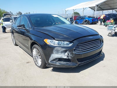 FORD FUSION HYBRID 2015
