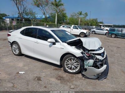 TOYOTA CAMRY HYBRID 2018