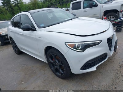 ALFA ROMEO STELVIO 2022