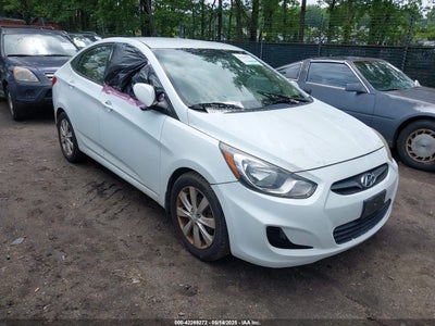 HYUNDAI ACCENT 2012