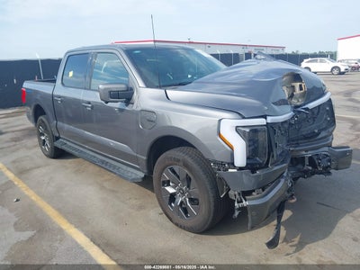 FORD F-150 LIGHTNING 2023