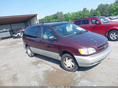 TOYOTA SIENNA 2000