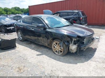 NISSAN MAXIMA 2014