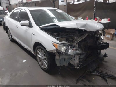 TOYOTA CAMRY HYBRID 2014