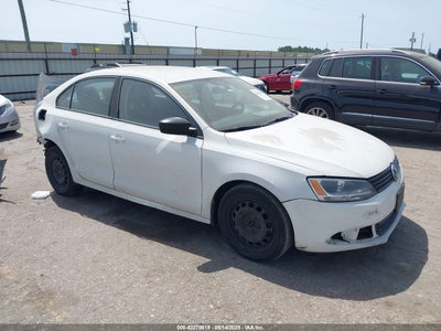 VOLKSWAGEN JETTA 2011