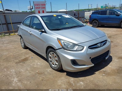 HYUNDAI ACCENT 2013