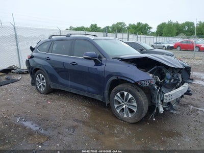 TOYOTA HIGHLANDER 2022