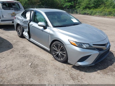TOYOTA CAMRY 2019